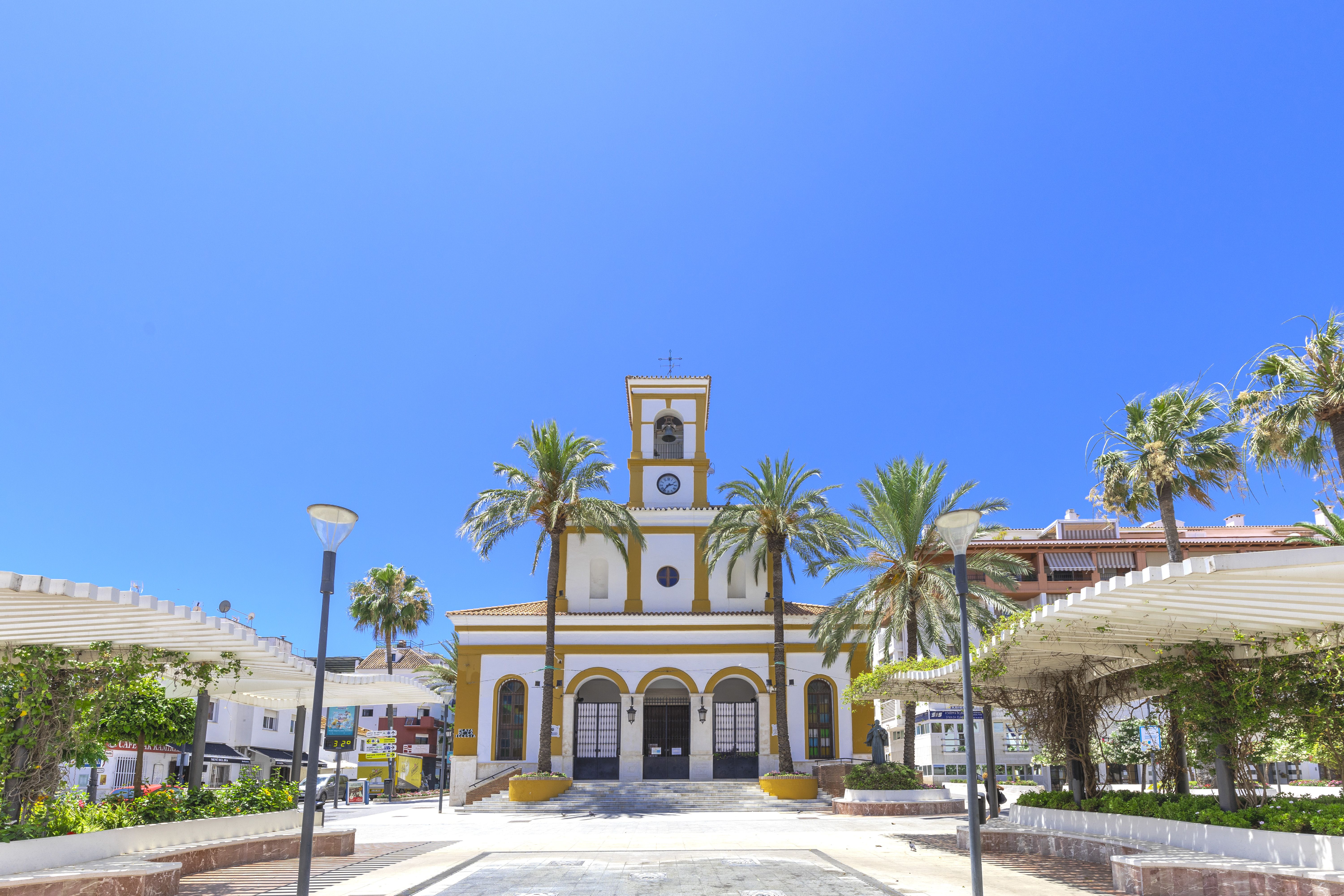 San Pedro Alcántara (Plaza de la Iglesia)