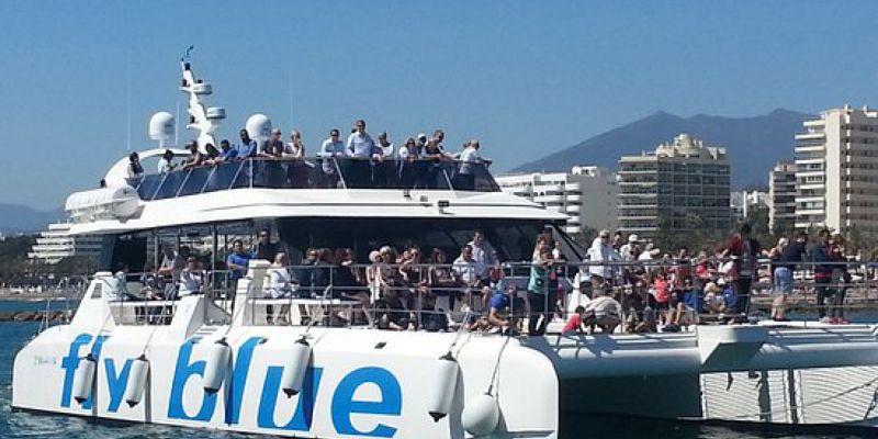 Fly Blue Gran Catamarán