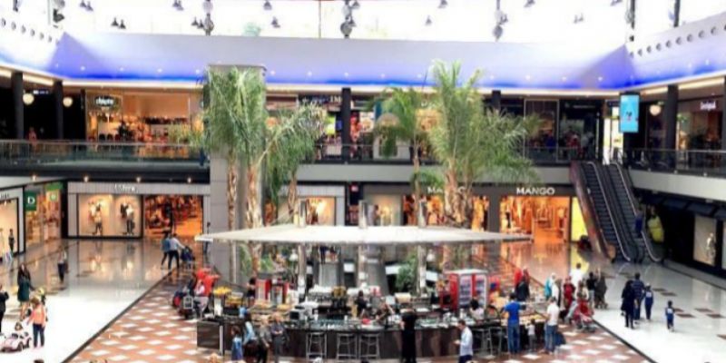 La Cañada Shopping