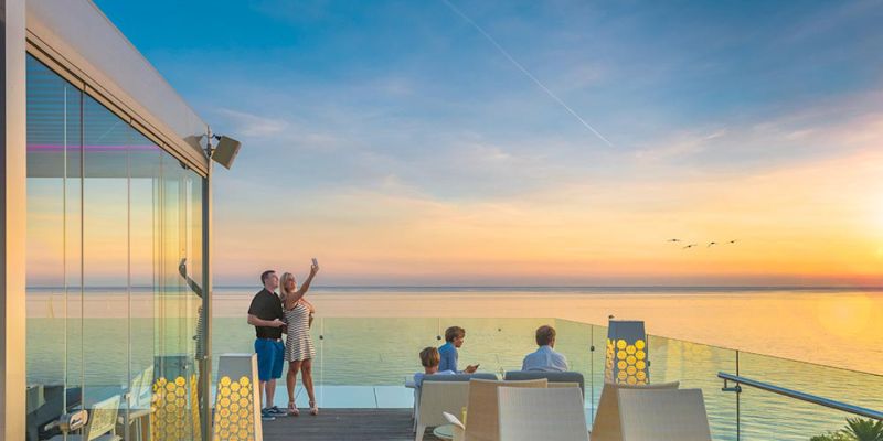 BELVUE ROOFTOP BAR