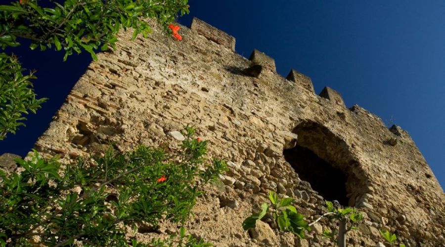 Castillo de Marbella: Alcazaba y Muralla