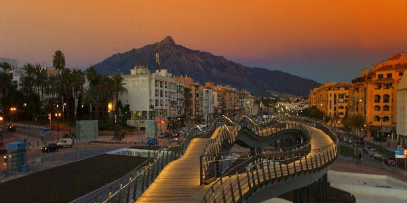 Boulevard San Pedro Alcántara