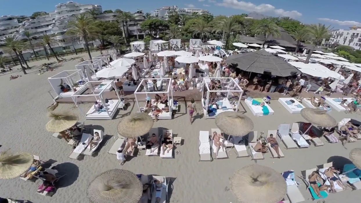 Plaza Beach Banús