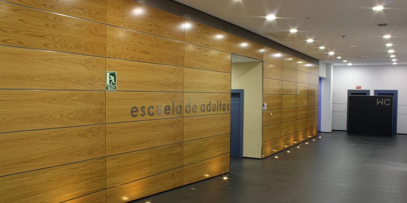 Centro Polivalente Parque de Miraflores
