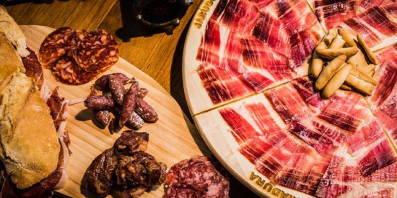 La Casa del Jamon